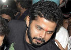 Sreesanth arrives in Kerala to tumultuous welcome